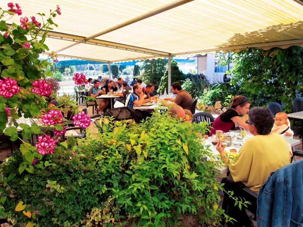 Hotel Lacotel Avenches Ngoại thất bức ảnh